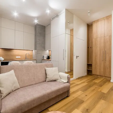 Stacja Jezyce Deluxe With Garden By Bookinghost *