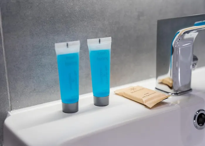 Stacja Jezyce Deluxe With Garden By Bookinghost Daire *