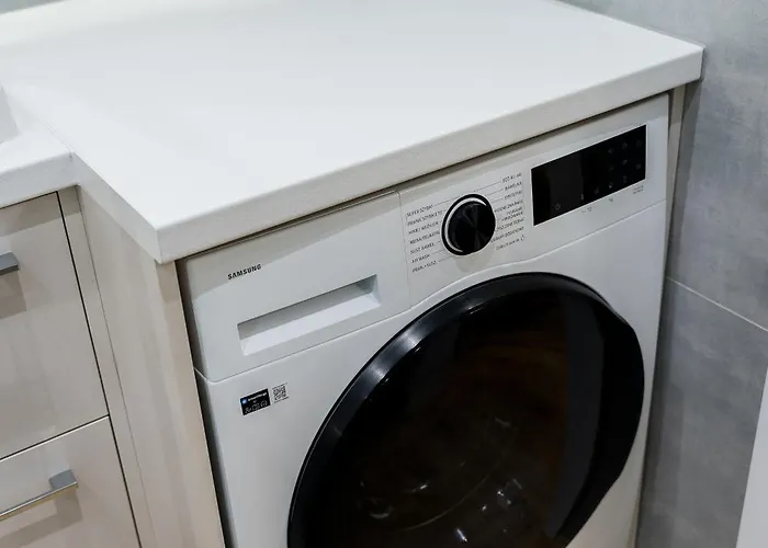 Stacja Jezyce Deluxe With Garden By Bookinghost Poznan