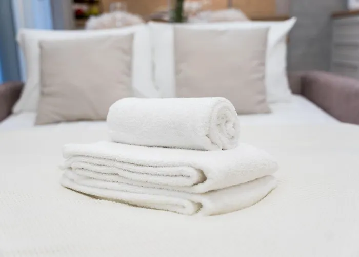 Daire Stacja Jezyce Deluxe With Garden By Bookinghost Poznan